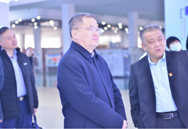 济宁市市场监督管理局局长侯典峰一行莅临美高梅MGM(中国)调研